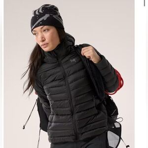 Cerium Hoody 

Great condition. Gently worn